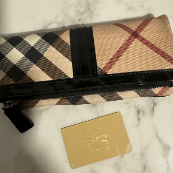 Burberry Clutch - Picture 1 of 4